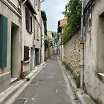 Appartement Lumineux Avignon Intra-Muros Au Calme