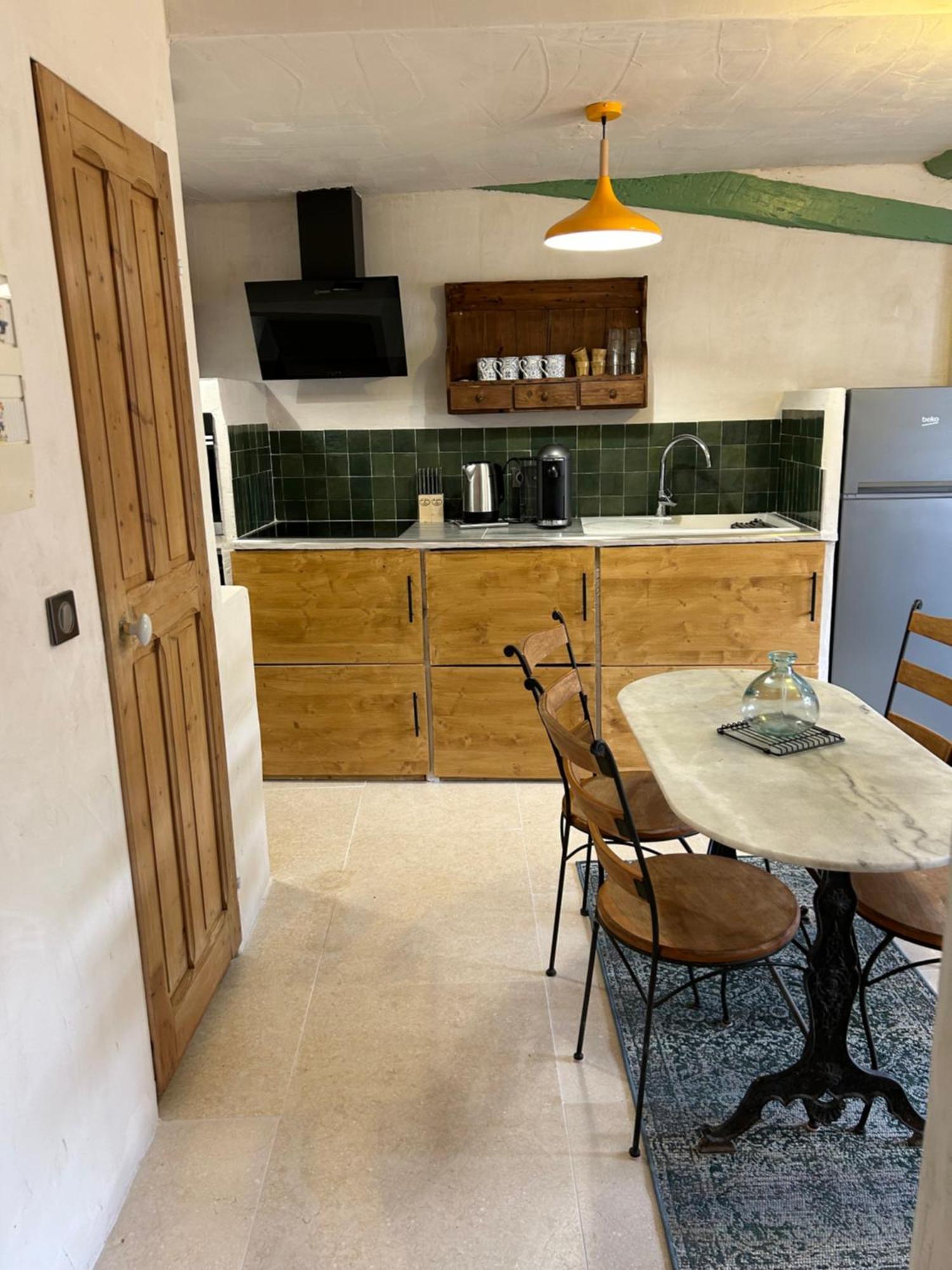 Appartement Lumineux Intra-muros Au Calme