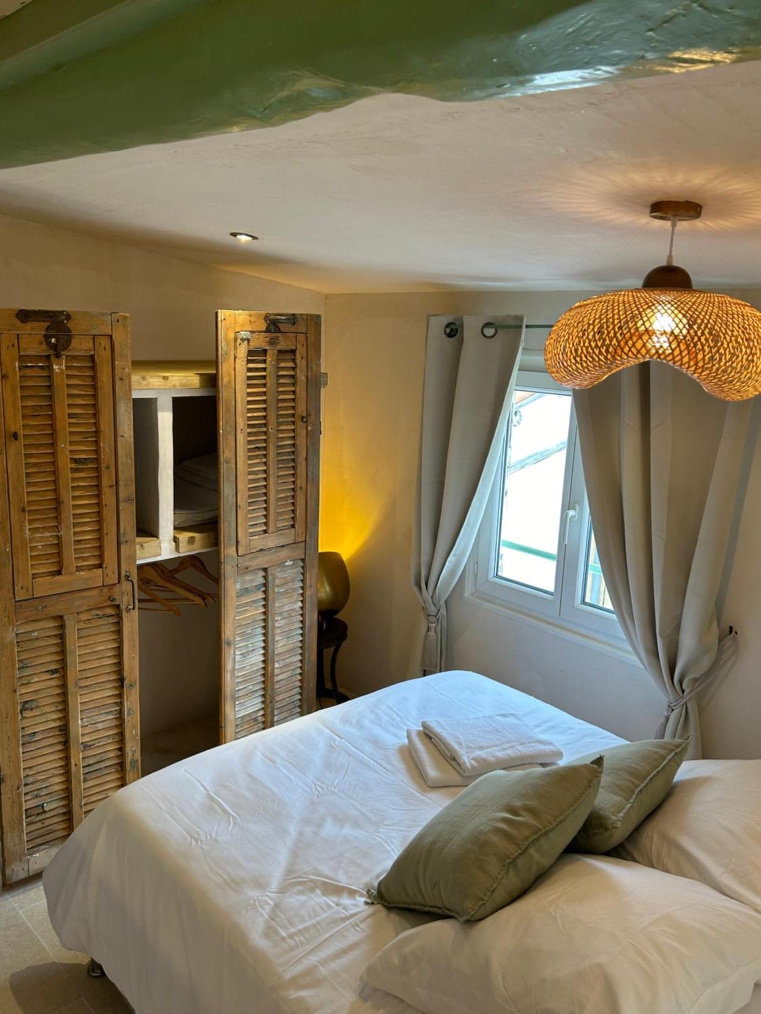 Appartement Lumineux Intra-muros Au Calme
